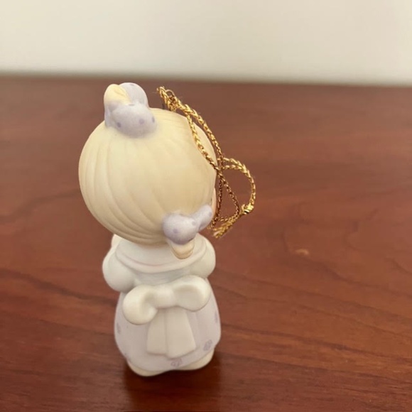 Precious Moments - To Thee With Love (ornament) - E-0534 - 1983 - Picture 5 of 7